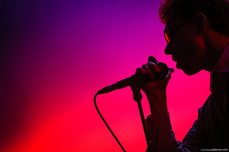 Terceiro dia de @vodafoneparedesdecoura com a @ritmos.biz . Reportagem completa em breve em https://www.musicaemdx.pt .  📷 @luismgsousa  @cassandrajenkins 
@emperorgreep 
@baritaliaa 
@blackcountrynewroad 
@lambrinigirlz 
@lajungleband 
@mk.gee_  #vodafoneparedesdecoura #festival #ritmosbiz #paredesdecoura #reportagem #musicaemdx #concerts #concertphotographer #concertphotographer #musicphotographer #musicphotography #luismgsousa #cassandrajenkins #geordiegreep #baritalia #blackcountrynewroad #lambrinigirls #kingkrule #lajungle #mkgee